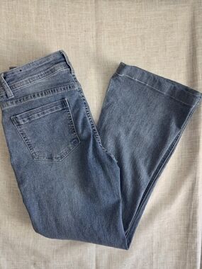 CREST Premium Bootcut Dirty‎ Wash Denim Jeans-Juniors Size 9, DIY hem Inseam 27"